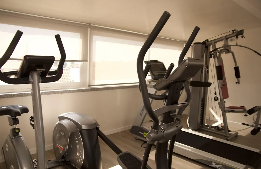 Hotel Rainha D. Amelia, Arts & Leisure-1