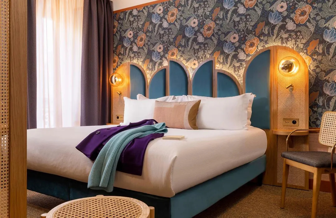 Hotel Jardin De Cluny-1