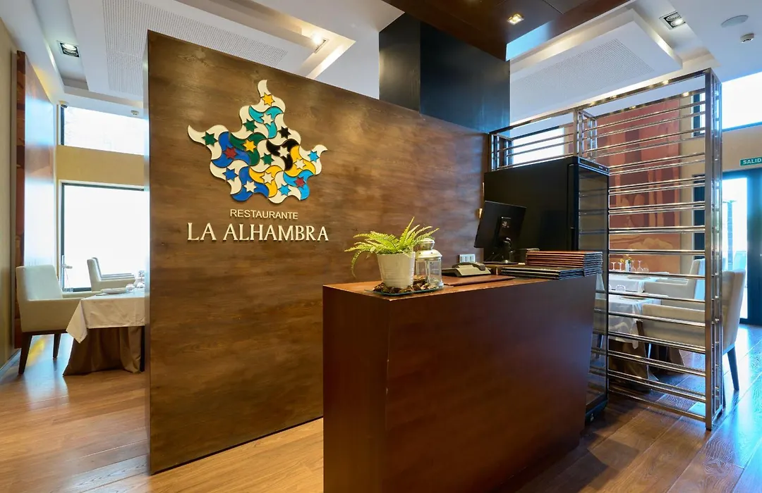 M.A. Hotel Sevilla Congresos-1