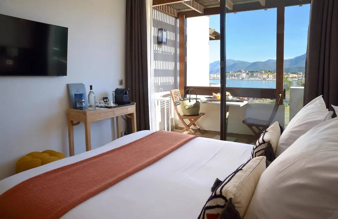 Hotel La Roya-1