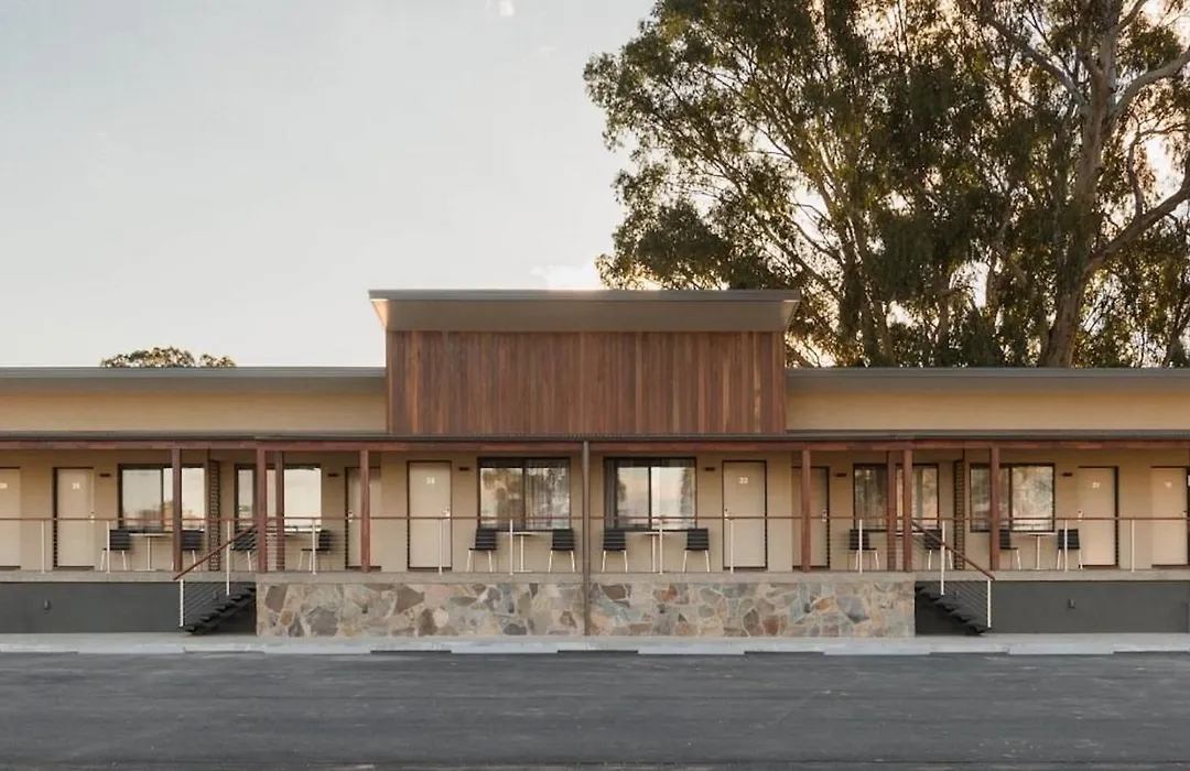 New Crossing Place Motel-1