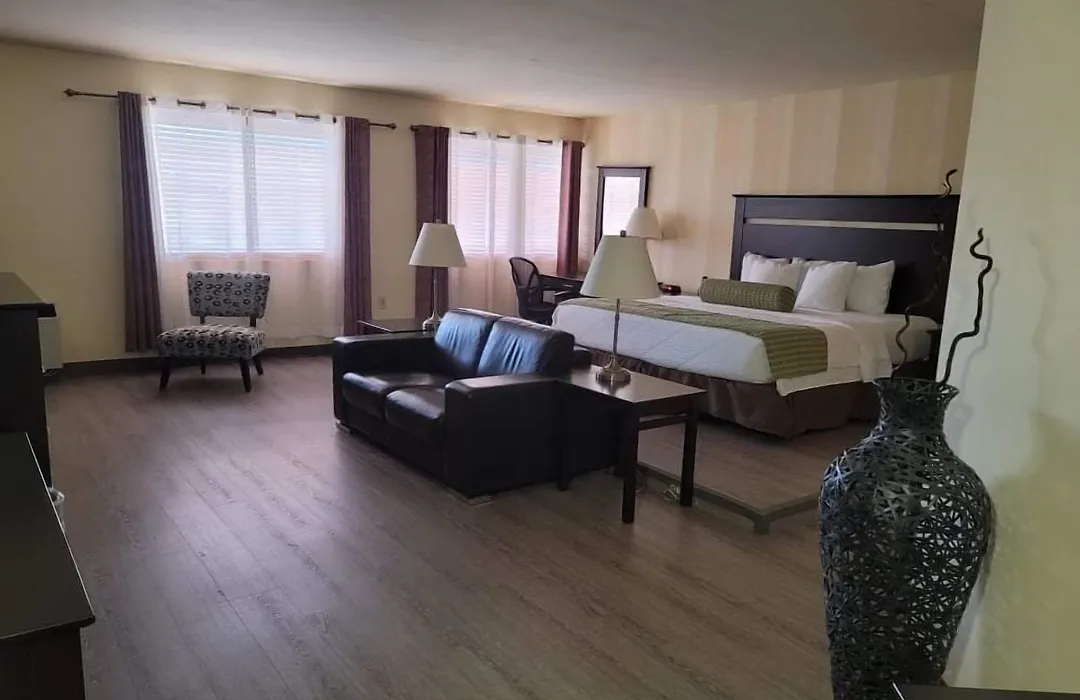 Quality Inn And Conference Centre-1
