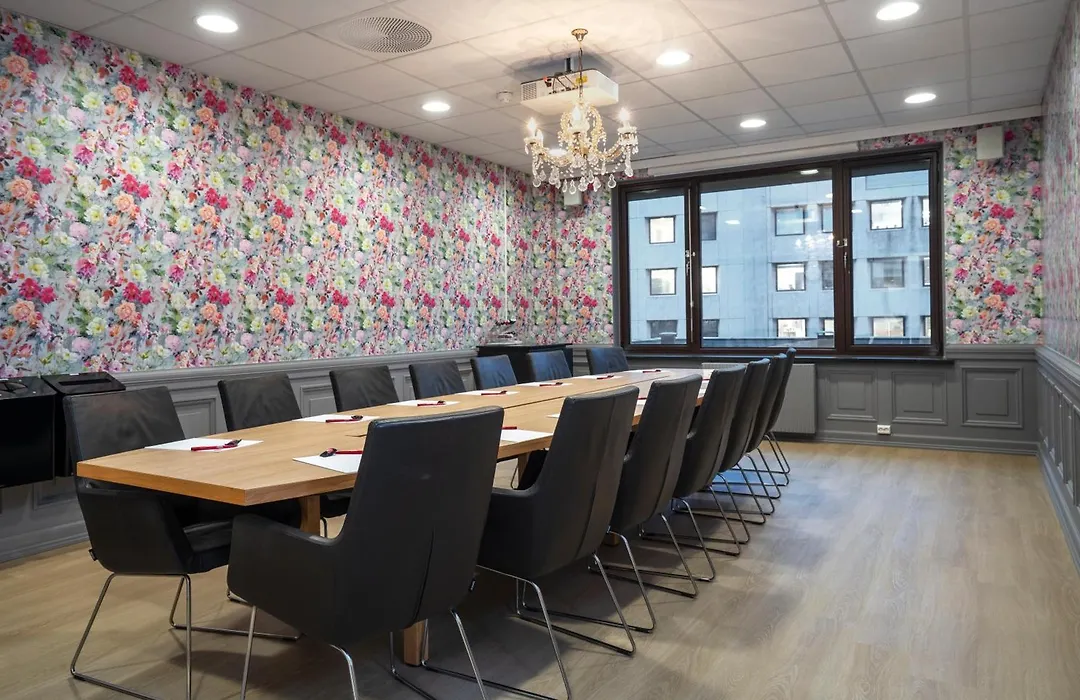 Thon Hotel Slottsparken-1
