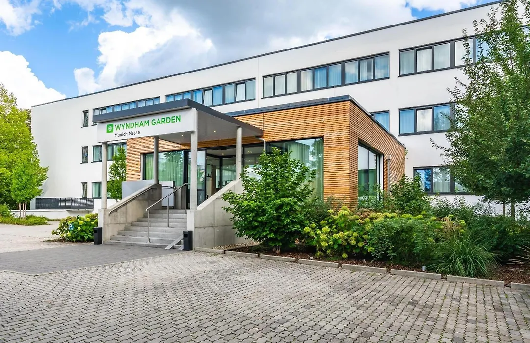 Wyndham Garden Munich Messe-1