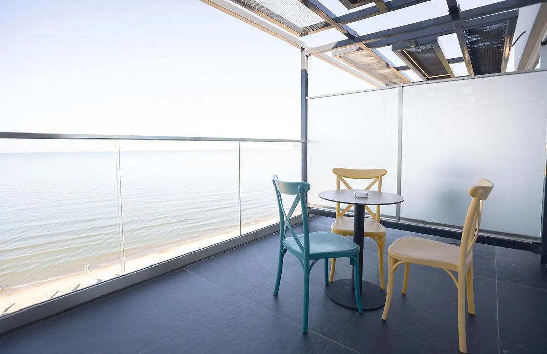 Amr Hotel - Durres-1