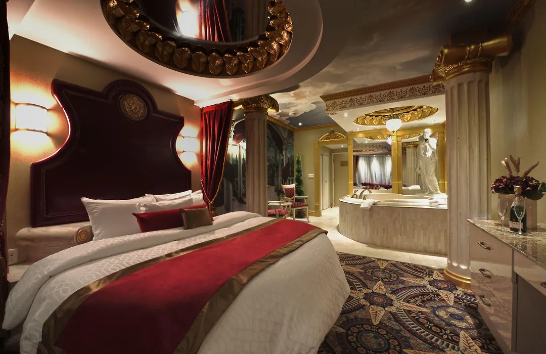 Fantasyland Hotel-1