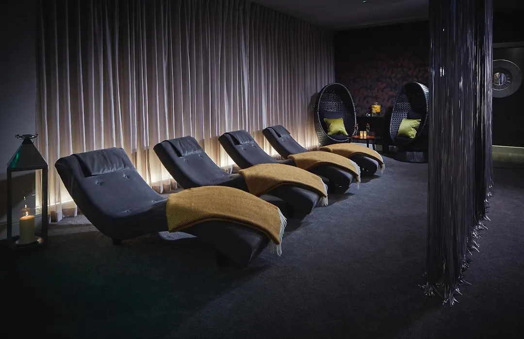 Rowhill Grange Hotel & Utopia Spa-1