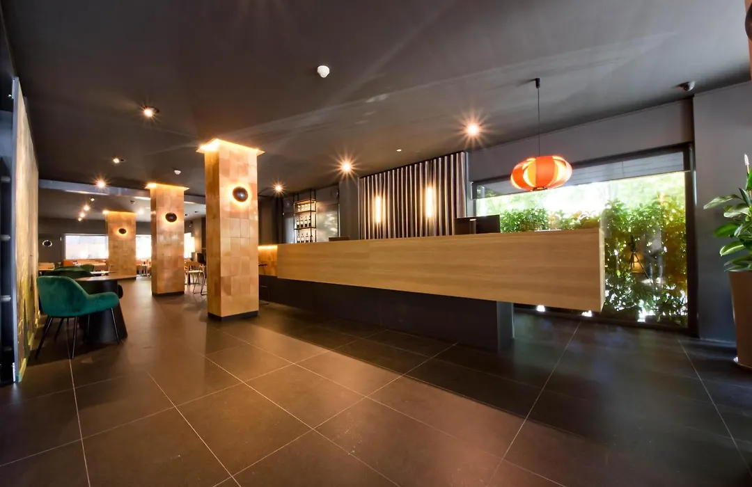 Aparthotel Atenea Valles-1