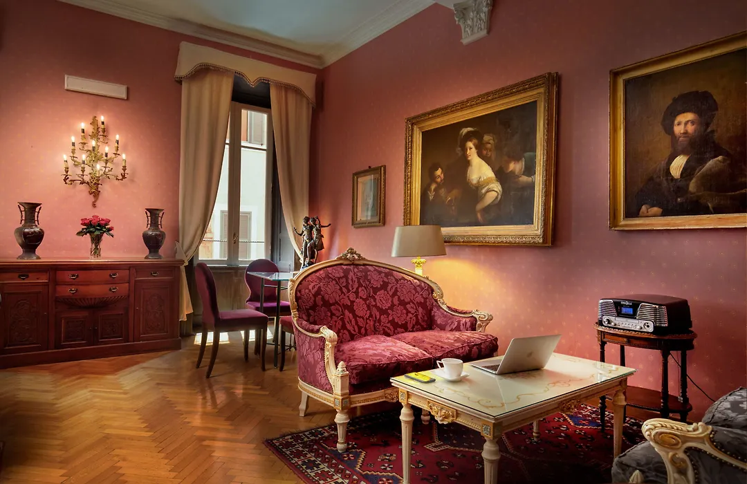 Residenza Frattina-1