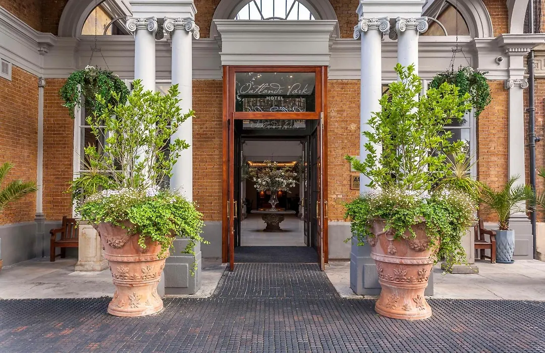 Oatlands Park Hotel-1