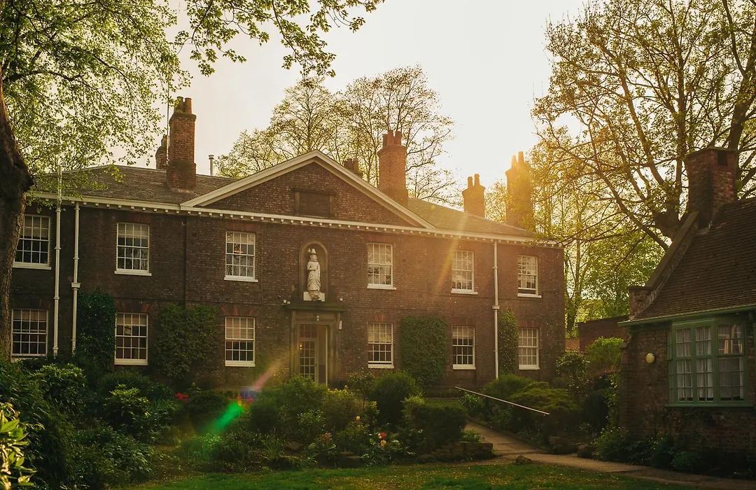 Middletons-1
