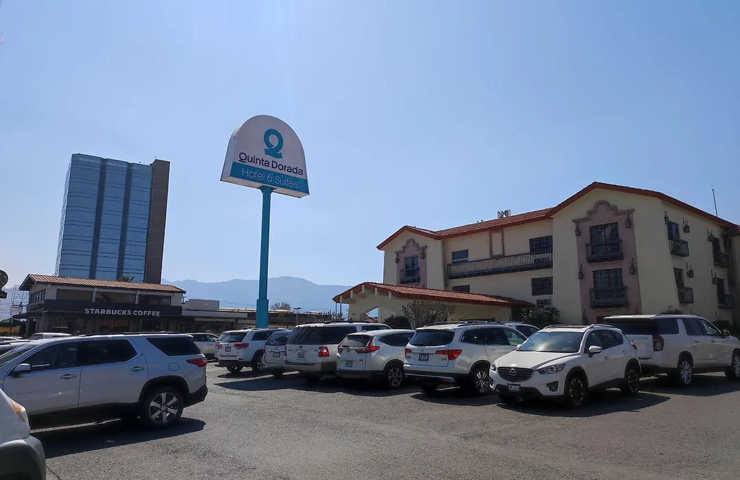 Quinta Dorada Hotel&Suites-1