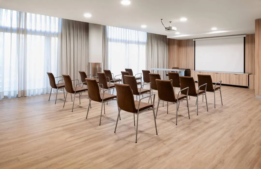 Ac Hotel Som By Marriott-1