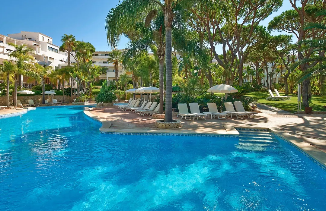 Ria Park Garden Hotel-1