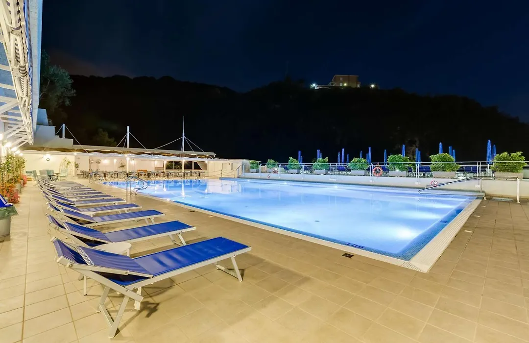Best Western Hotel La Solara-1