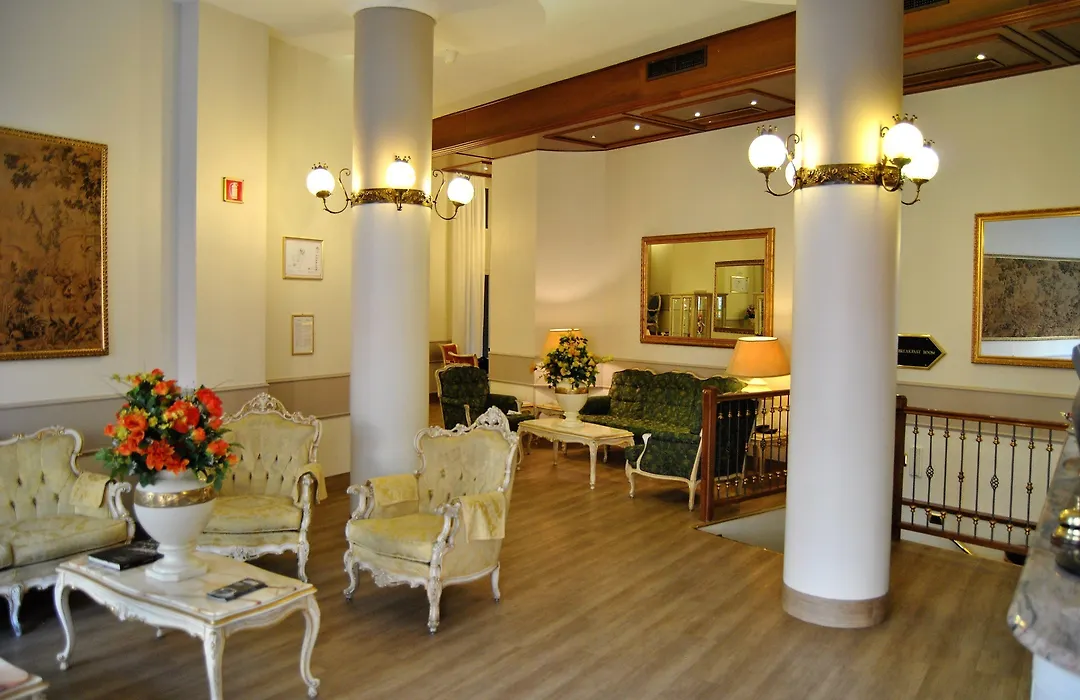 Mokinba Hotels King-1