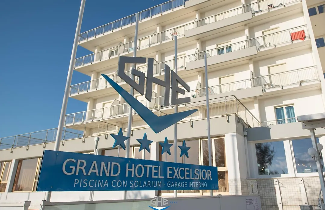 Grand Hotel Excelsior-1