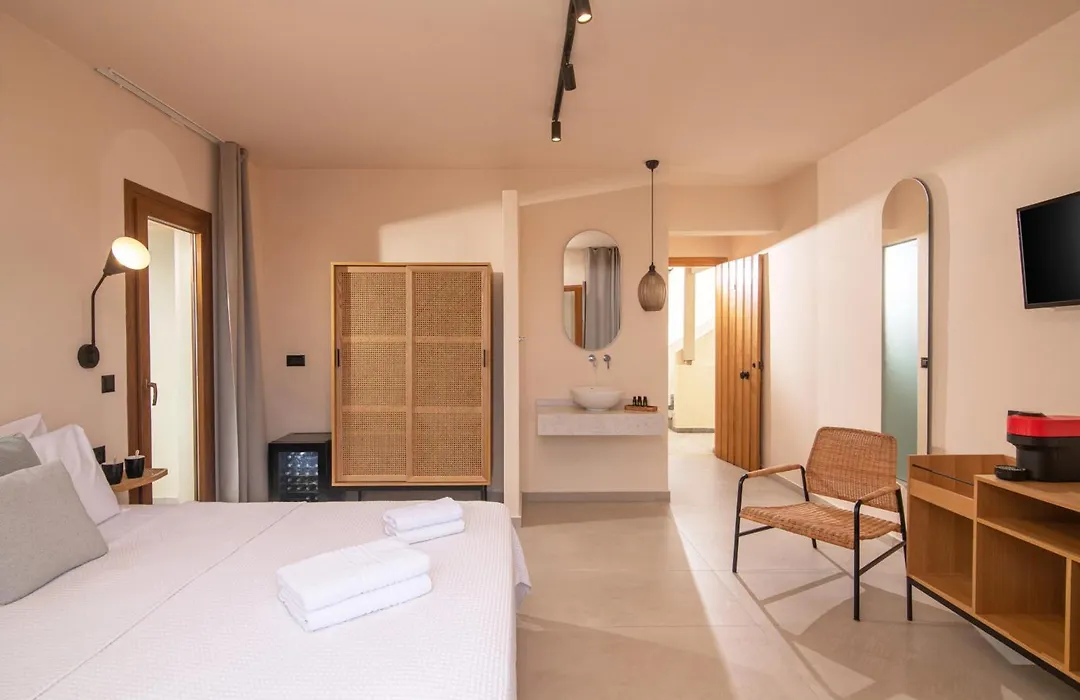 Villa Elite "By Checkin" Adults Only-1