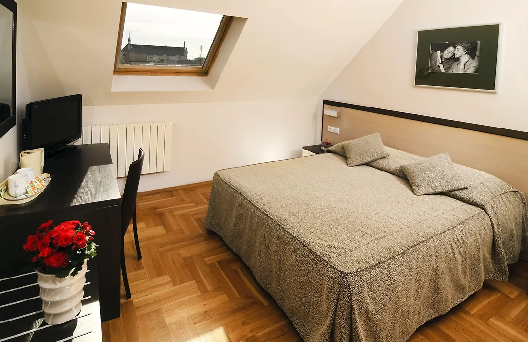 Hotel Praga 1-1
