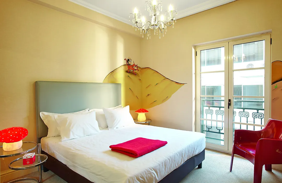 Athena, A Hotel To Live-1