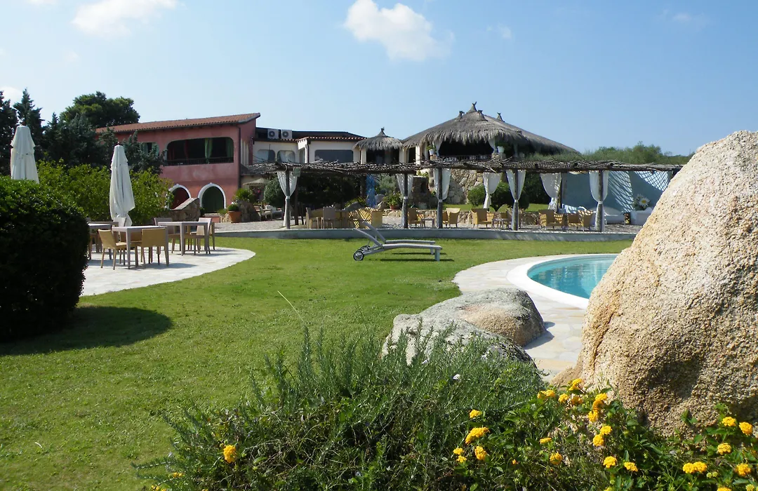 Hotel Ollastu-1