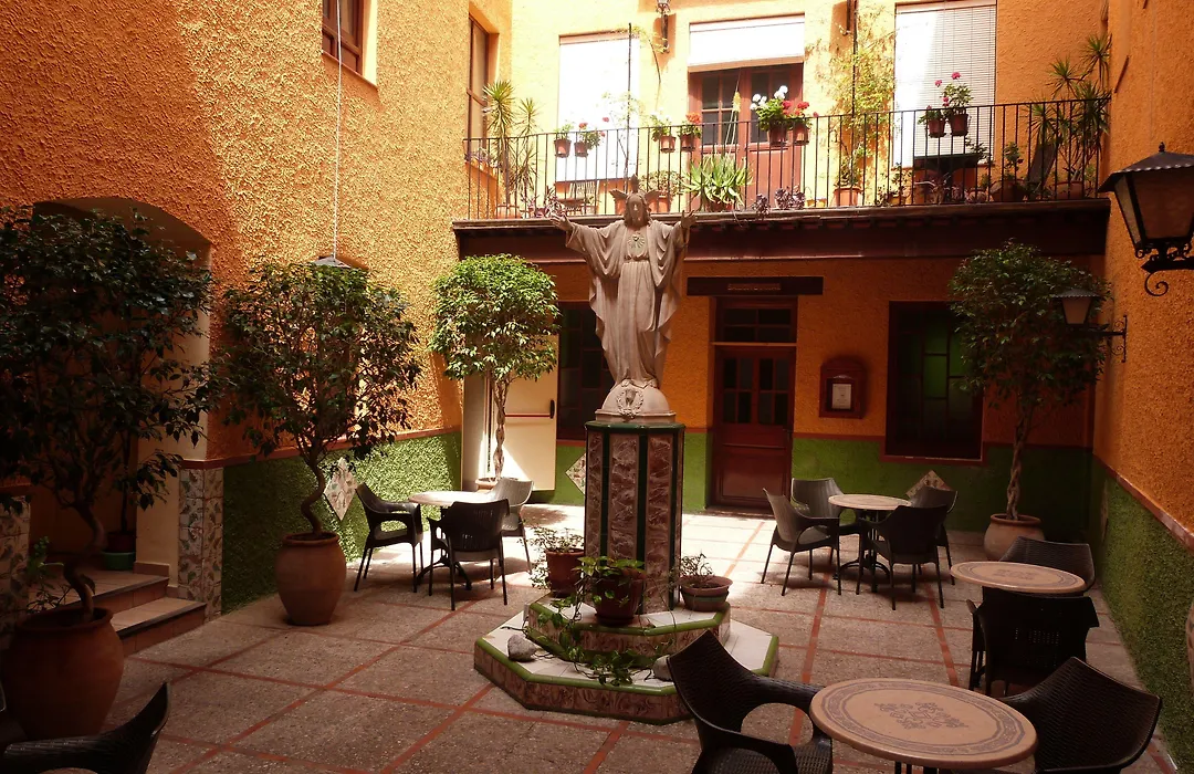 Hostal Loreto-1