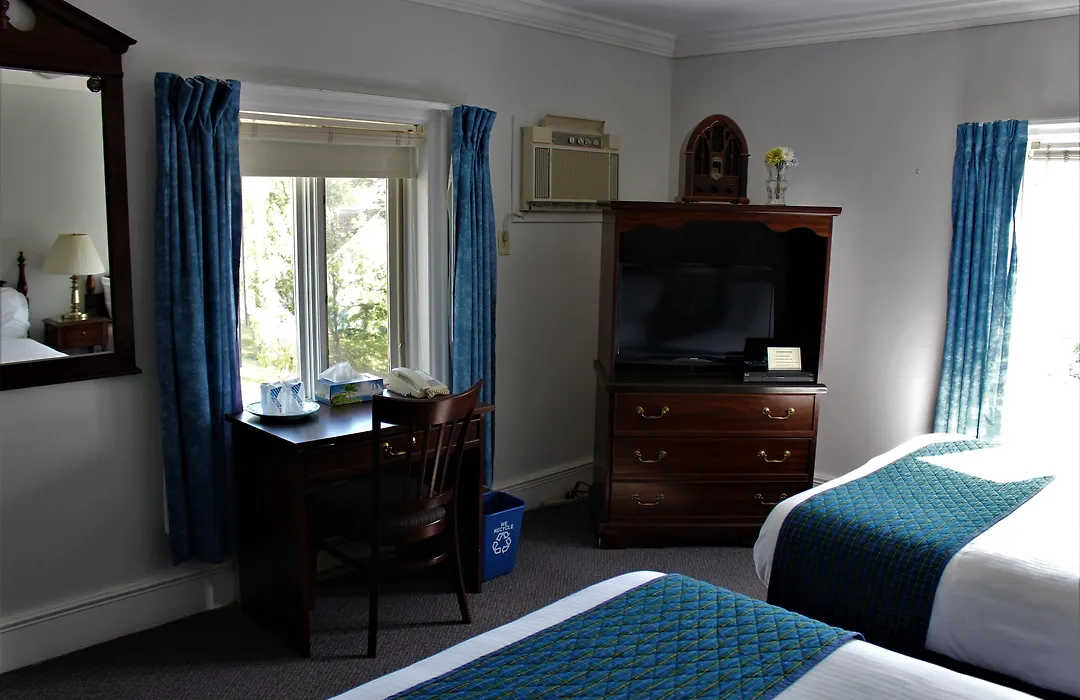 Braeside Country Inn-1