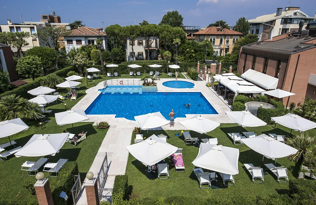 DB Villas Le Ville del Lido Resort-1