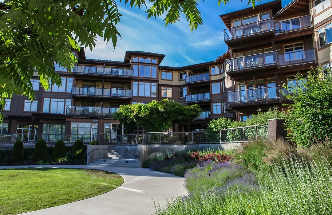 The Cove Lakeside Resort-1