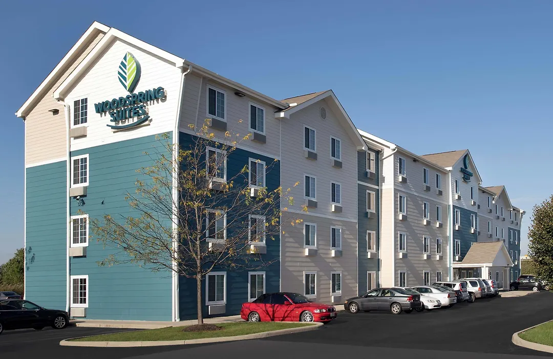 Woodspring Suites Pharr-1