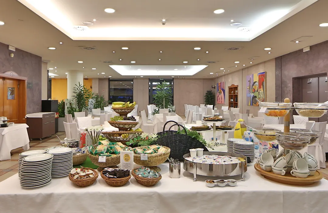 Hotel San Marco & Formula Club-1