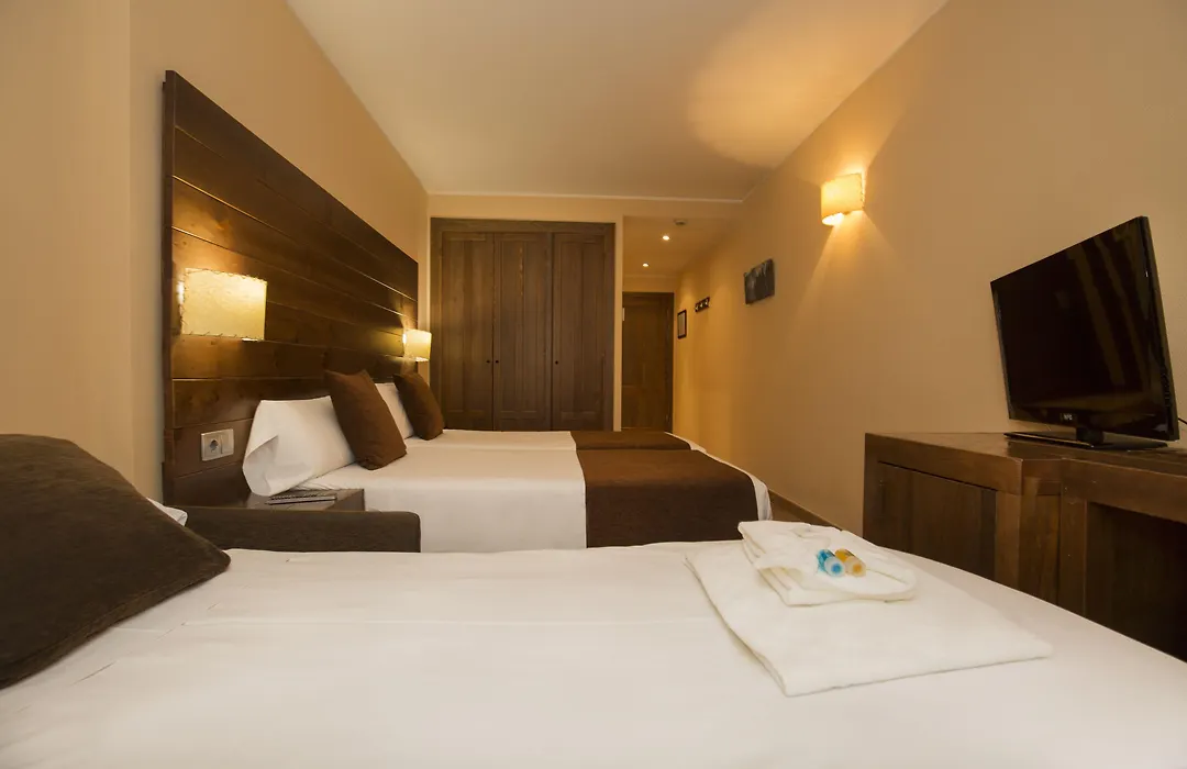 Hotel Màgic Ski-1