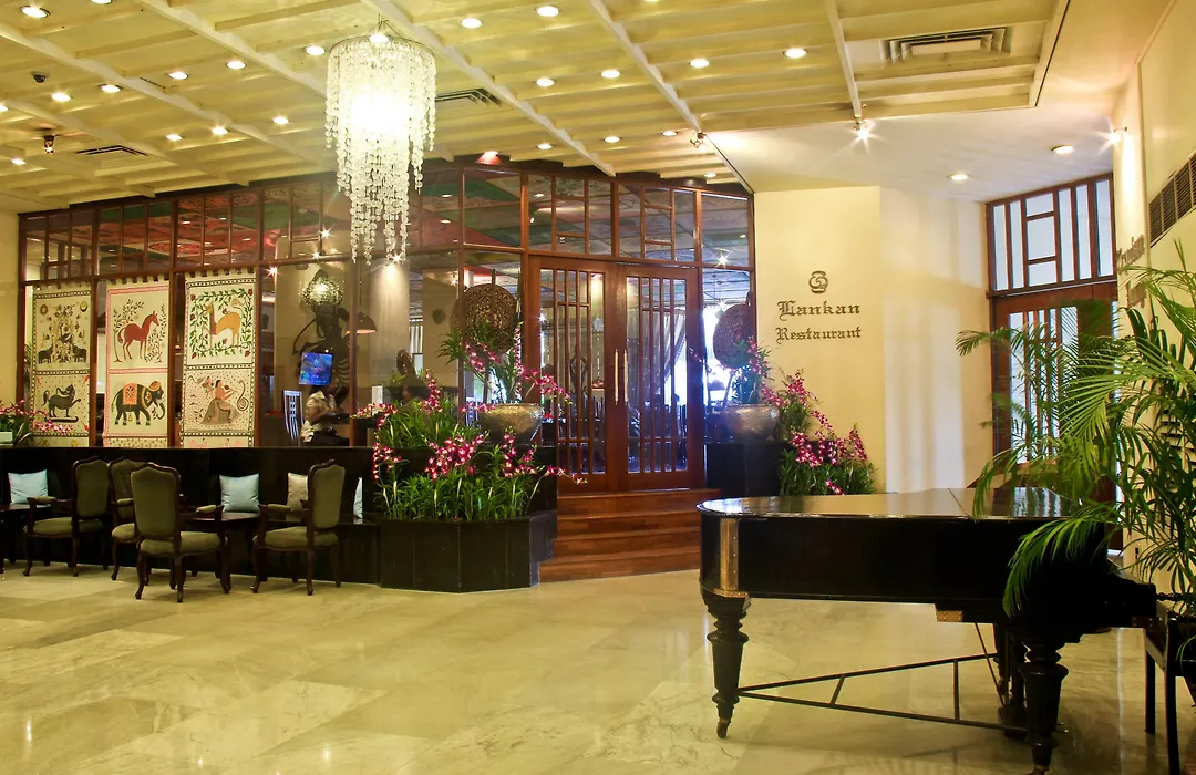 Grand Oriental Hotel-1