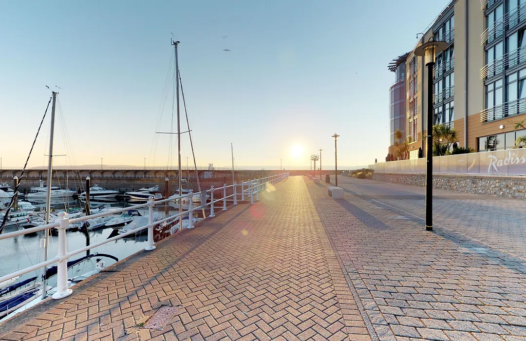 Radisson Blu Waterfront Hotel, Jersey-1