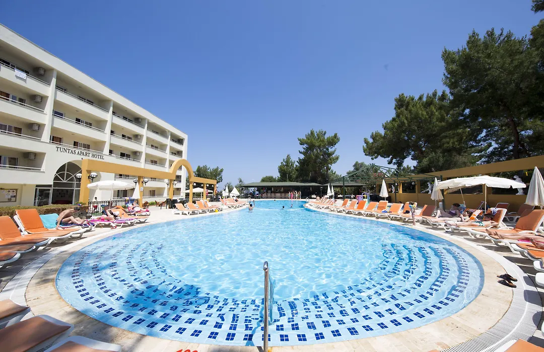 Tuntas Family Suites Kusadasi-1