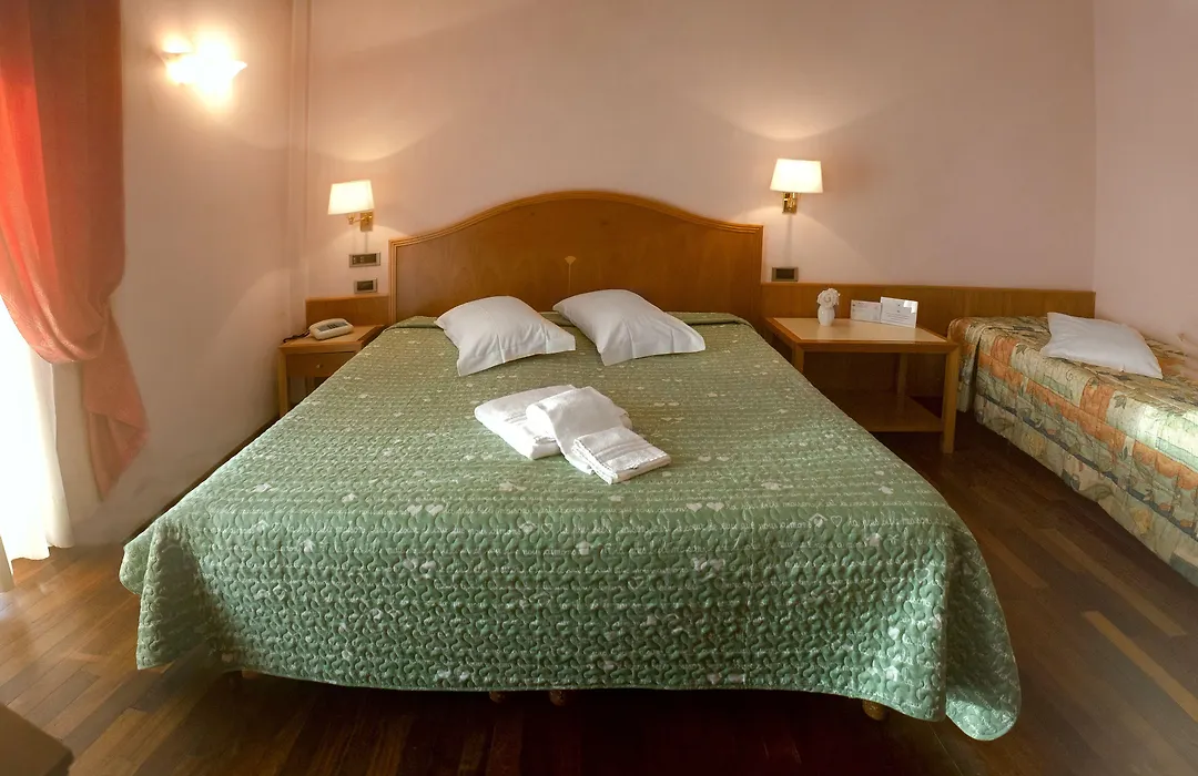 Hotel Lory & Ristorante Ferraro-1