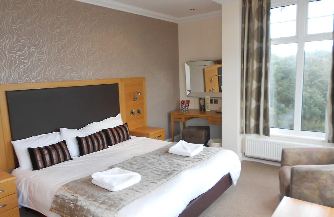 Marine Lodge-1