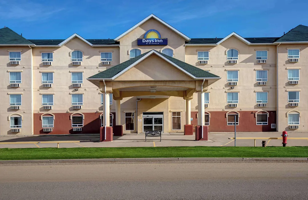 Days Inn By Wyndham Dawson Creek-1