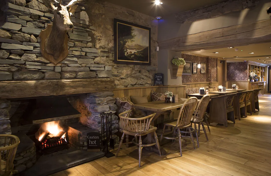 The Queen'S Head Hotel-1