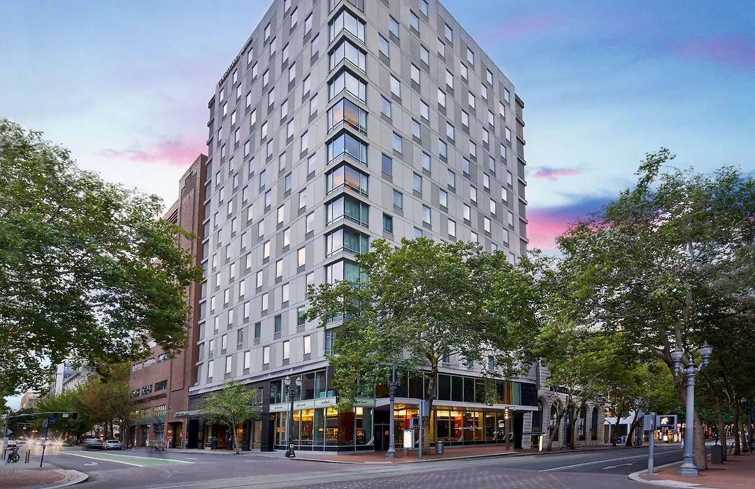 Courtyard By Marriott Portland City Center-1