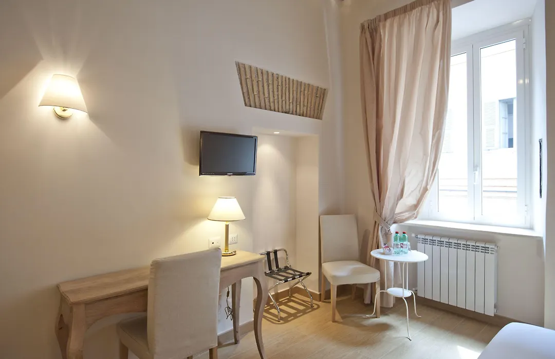 Little Queen Suite-1