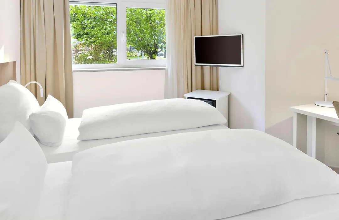 Dormero Hotel Fuerth-1