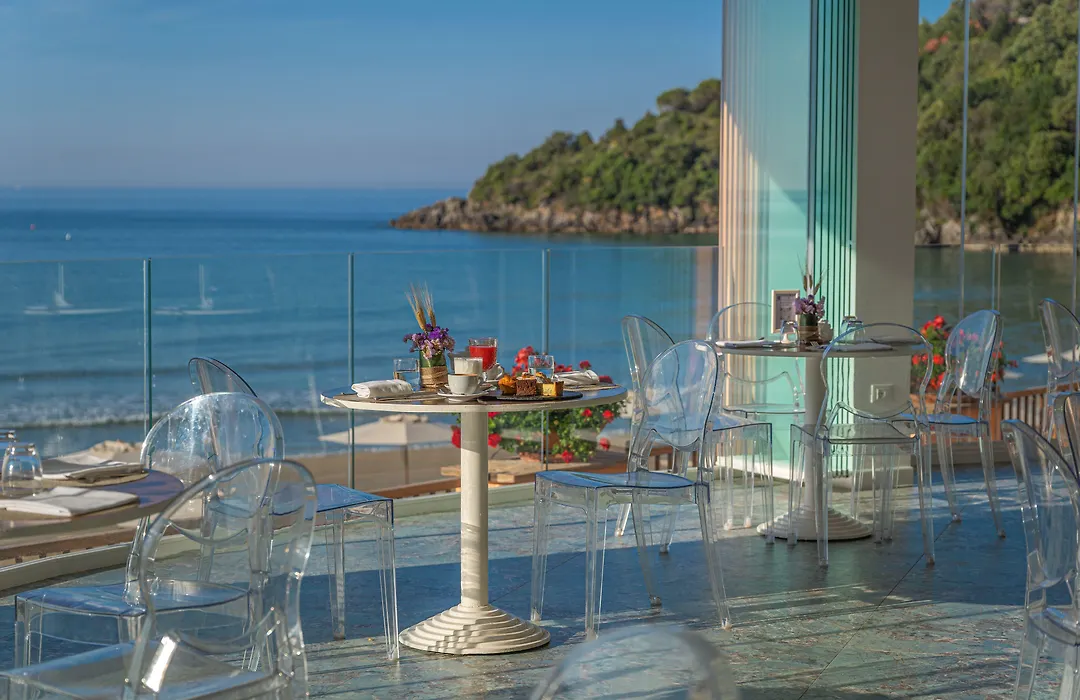 Summit Hotel-1
