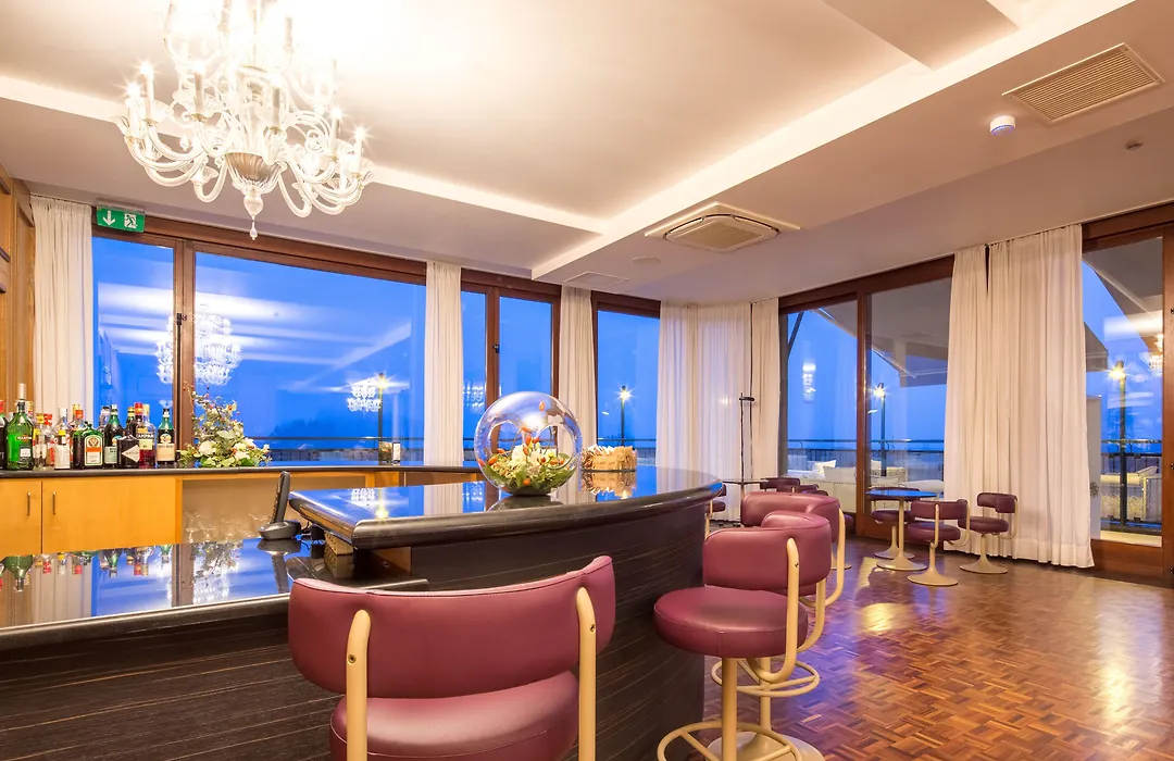 Grande Albergo Roma-1