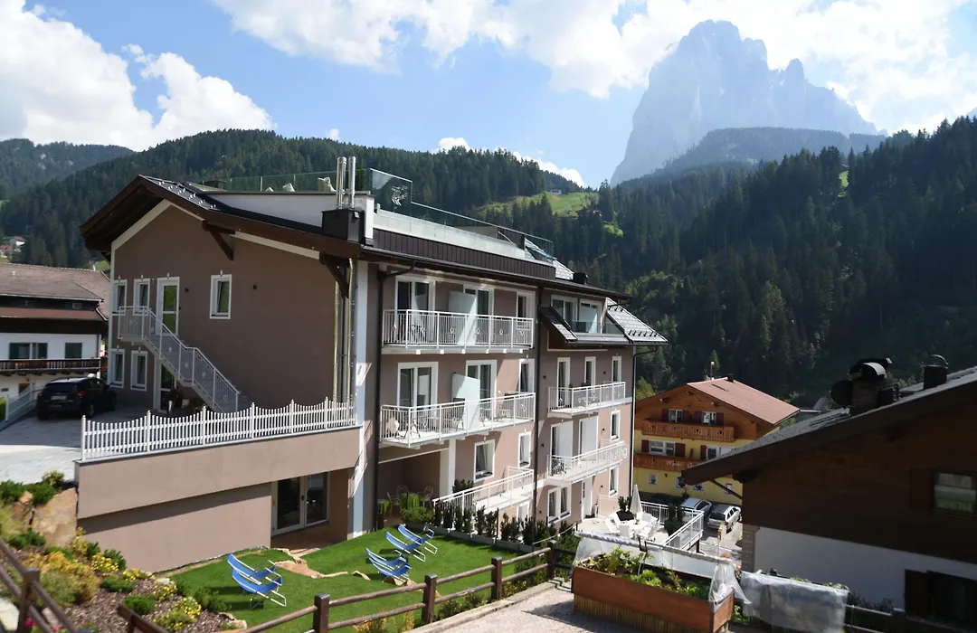 Hotel Touring Dolomites-1