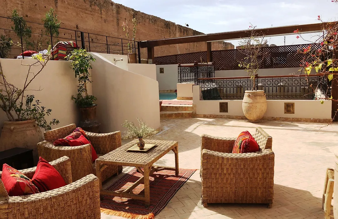 Riad Carina-1