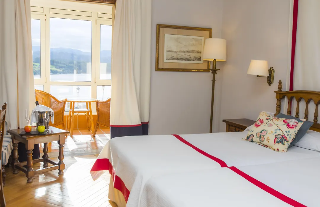 Parador De Ribadeo-1