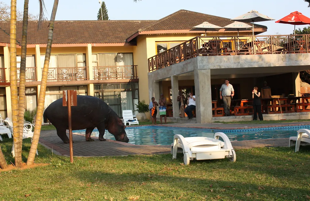 Elephant Lake Hotel-1