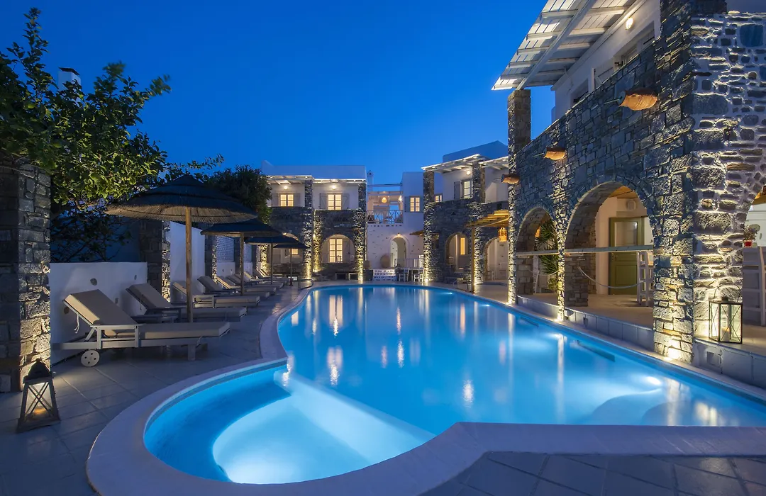 Zefi Hotel & Suites-1