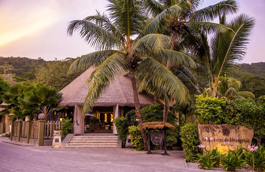 Le Domaine De L'Orangeraie Resort And Spa-1